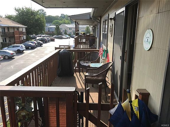 3rd image of 32 Milford Ln #D