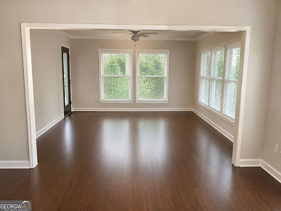 4th image of 4380 Dunmore Rd NE