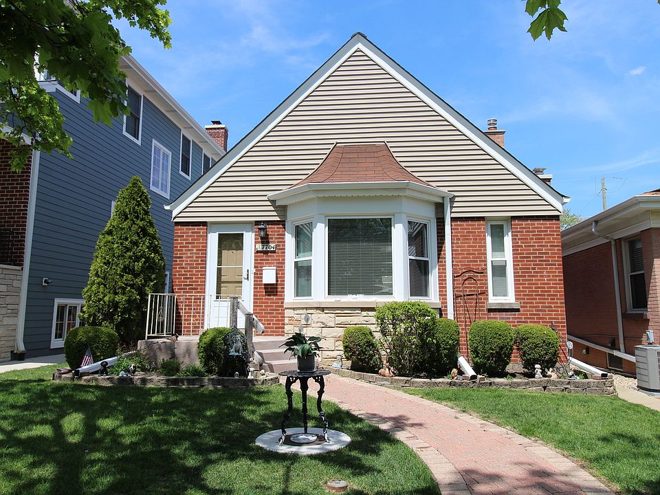 1st image of 7704 W Palatine Ave