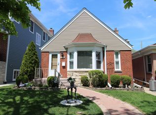 7704 W Palatine Ave, Chicago, IL 60631