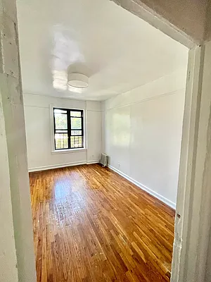 Rented by Pear NYC LLC | media 18