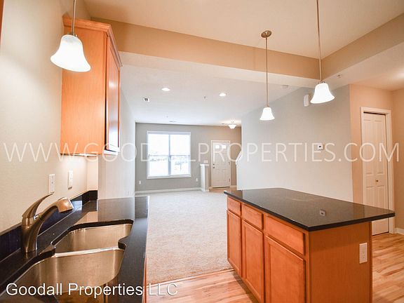 5th image of 180 80th St Unit 106