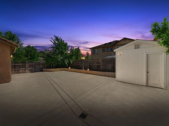 4th image of 12430 Canyonlands Dr