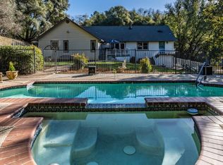 13191 N Hill Dr, Jackson, CA