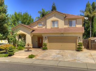 1725 Carousel Dr, Modesto, CA 95356