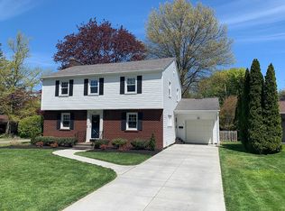 401 Frontier Dr, Erie, PA 16505
