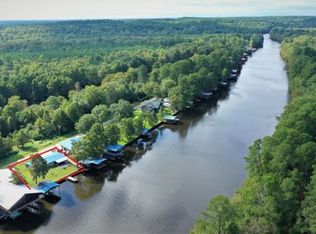 1289 Pine Island Rd, Karnack, TX 75661