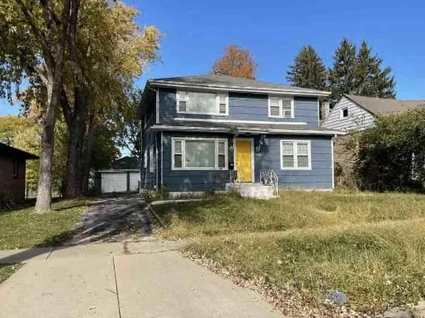 409 W 15th St, Chicago Heights, IL 60411