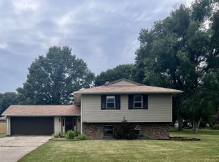 1008 Parkview Dr, Rock Falls, IL 61071