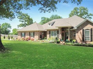 127 Waterfront Cir, Alma, AR 72921