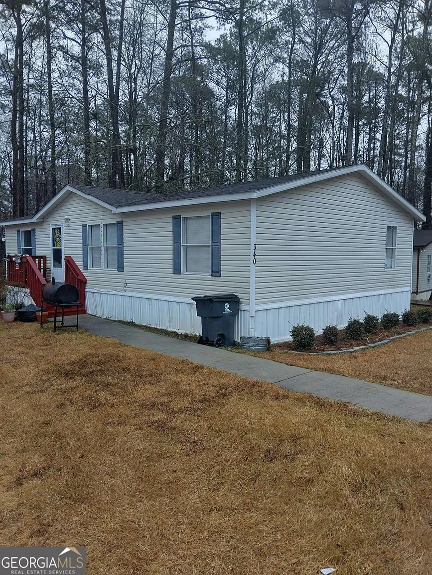 340 Woodside Blvd photo 1