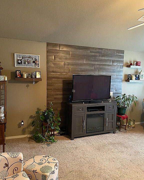 2nd image of 7801 Huntington Way