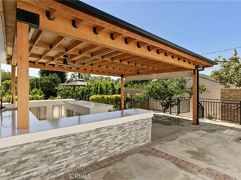 536 Hampton Rd — Photo 44