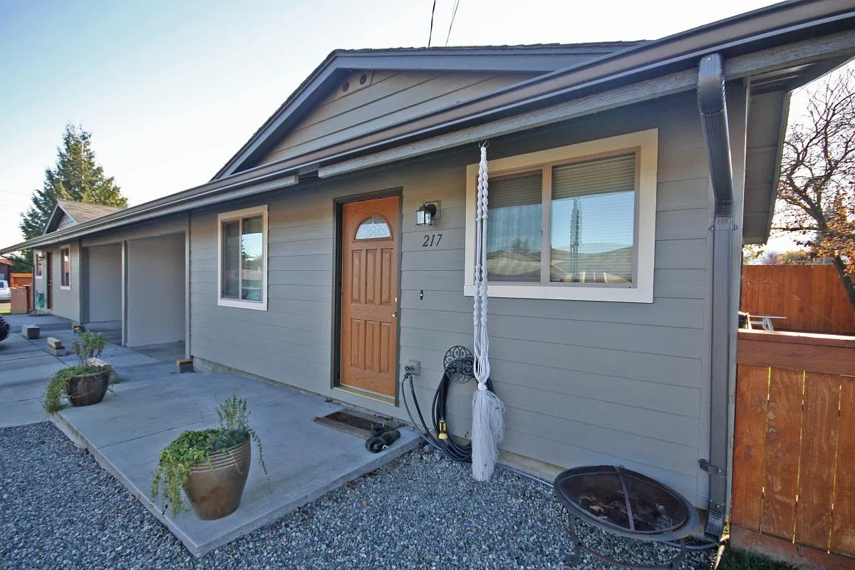 N Govan Avenue, Sequim — Photo 1
