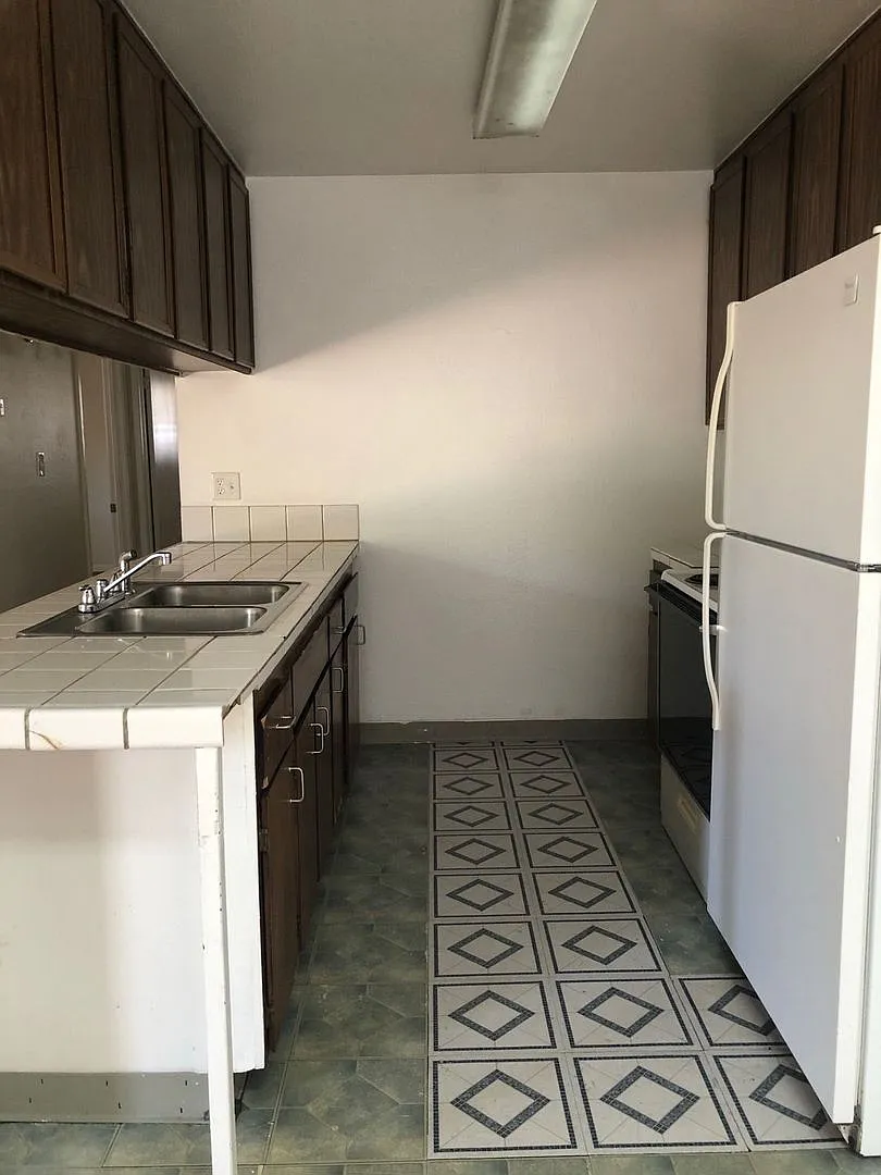 2 bedroom 2 bath duplex — Photo 2