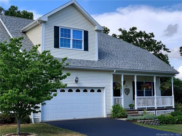 197 Oak Meadow Lane #16, Torrington, CT 06791