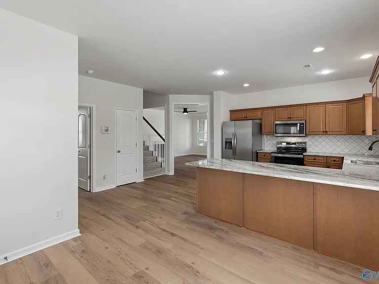 307 Acorn Grove Ln SW — Photo 11