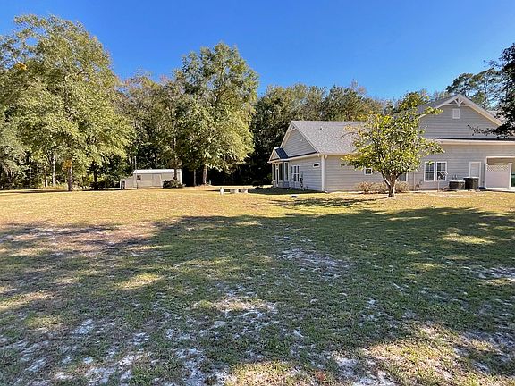 4th image of 570 Arran Rd