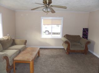 2812 V St, Bedford, IN 47421