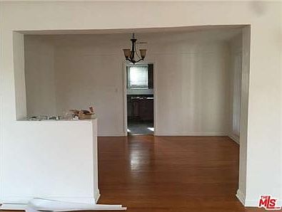 5th image of 1602 S Crest Dr
