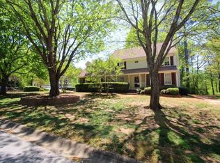 3300 Brownwood Dr, Snellville, GA