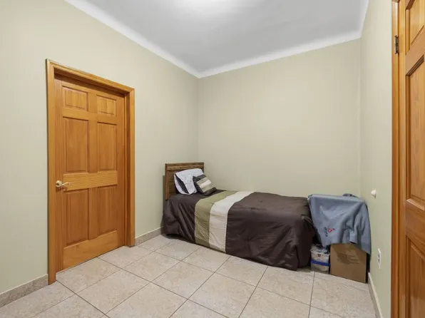 20-15 Menahan Street image 15 of 38