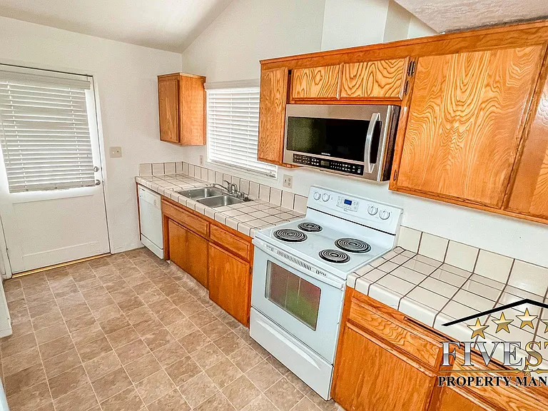 7800 Westfield Rd #76 — Photo 13