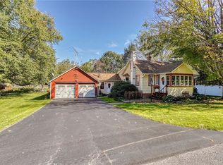 5266 Russell Rd, Marion, NY 14505