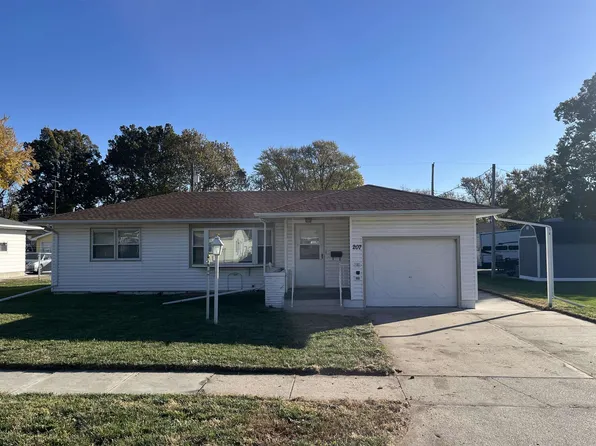 207 S 17th St, Norfolk, NE 68701
