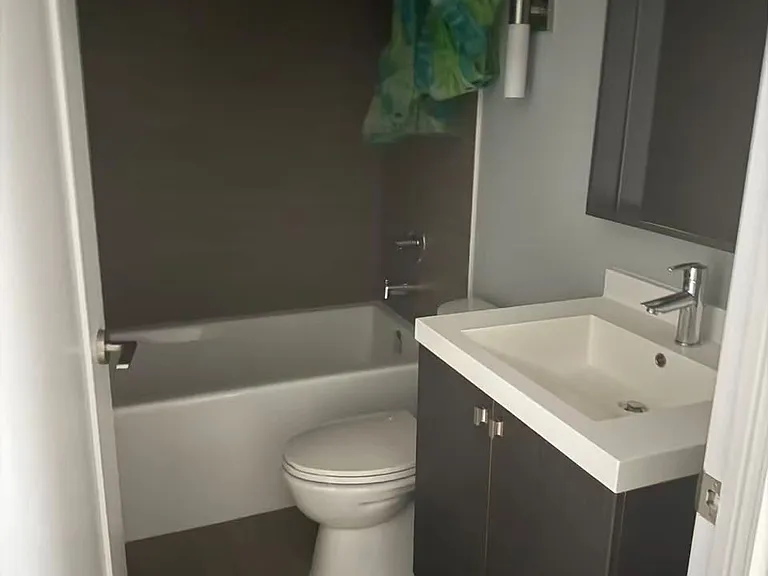 18 Graydon Hall Dr #1503 — Photo 8
