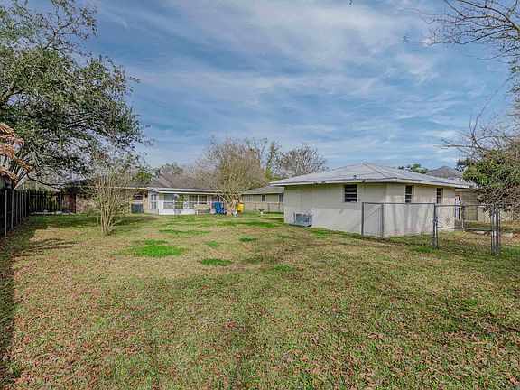 5th image of 58929 Obier St