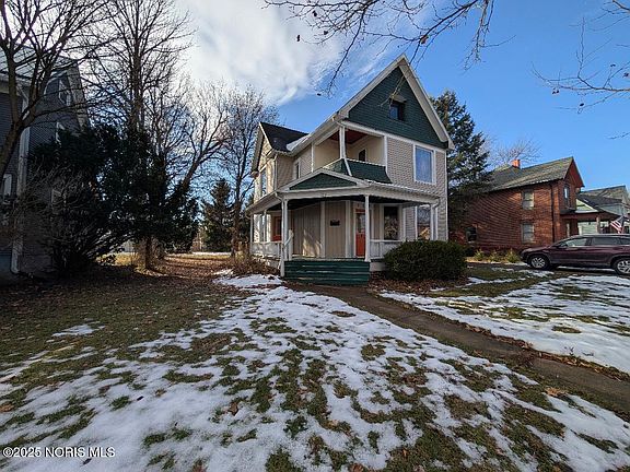 4th image of 723 W Washington St