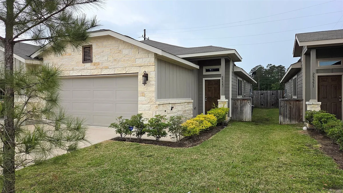 Building Photo - 25547 Starling Ln