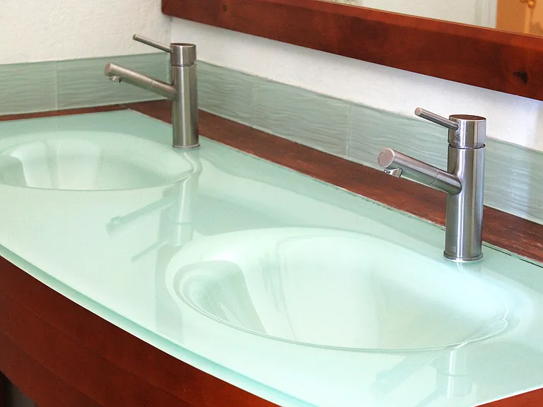 Master bath double sinks