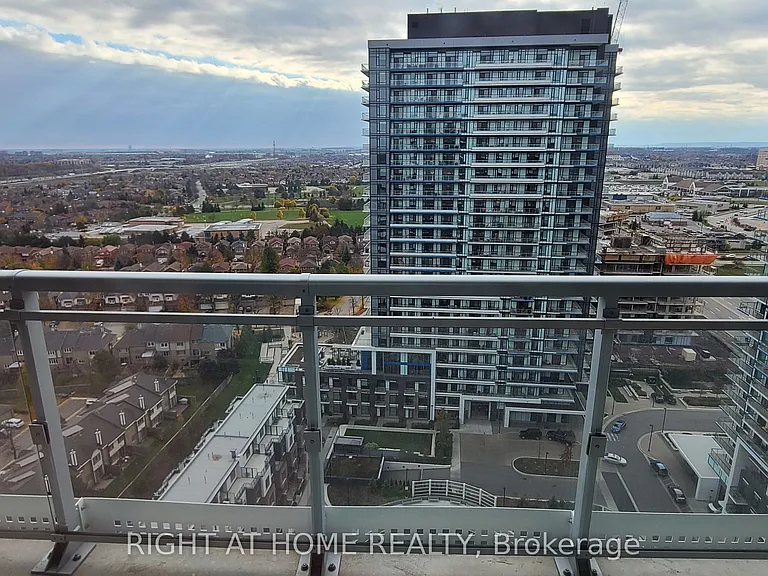 2520 Eglinton Ave W #1817 — Photo 24
