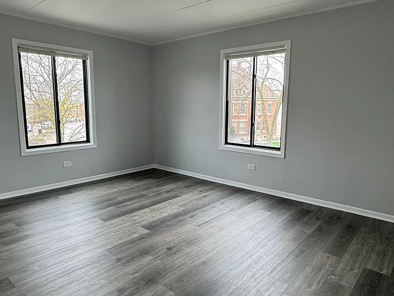 18114 Martin Ave #3A — Photo 3