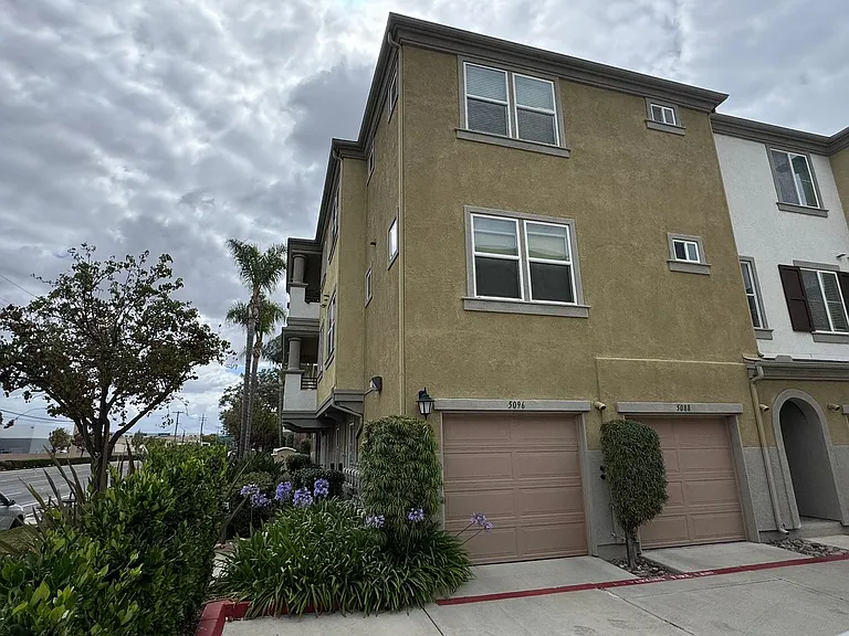 5096 Plaza Promenade — Photo 21