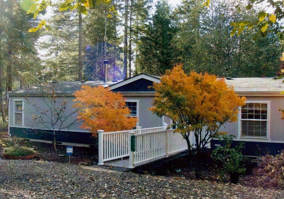 2nd image of 191 E Budd Dr