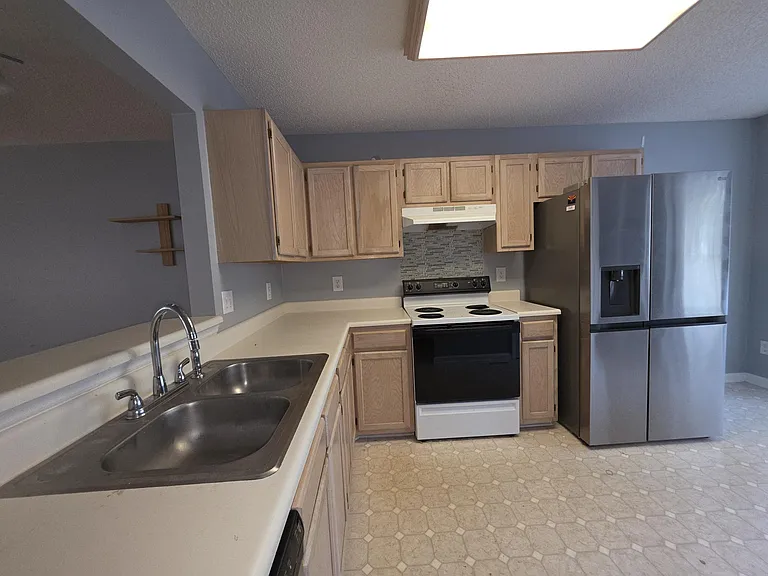 6008 Epping Forest Dr — Photo 3