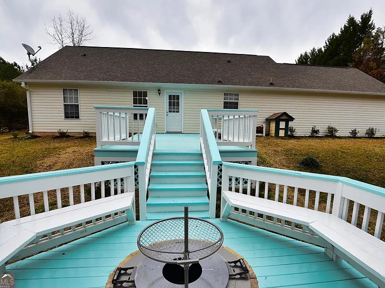 105 Redwood Dr — Photo 15