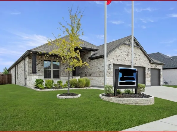 117 Community Dr, Lavon, TX 75166