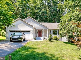 504 Stratford Cir, Locust Grove, VA 22508