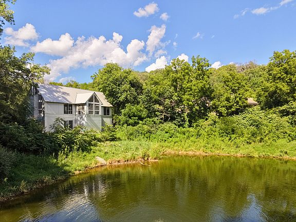 2nd image of 20468 Allis Rd