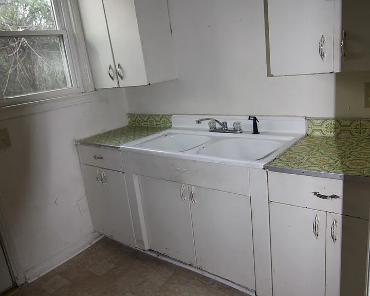 1316 Sunnyview Dr — Photo 4