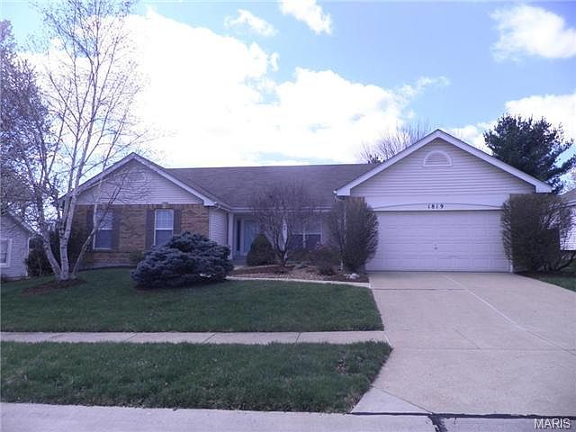 1st image of 1819 Chateau Du Mont Dr
