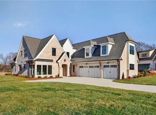 3037 Scarlet Tanager Dr, Winston Salem, NC 27106