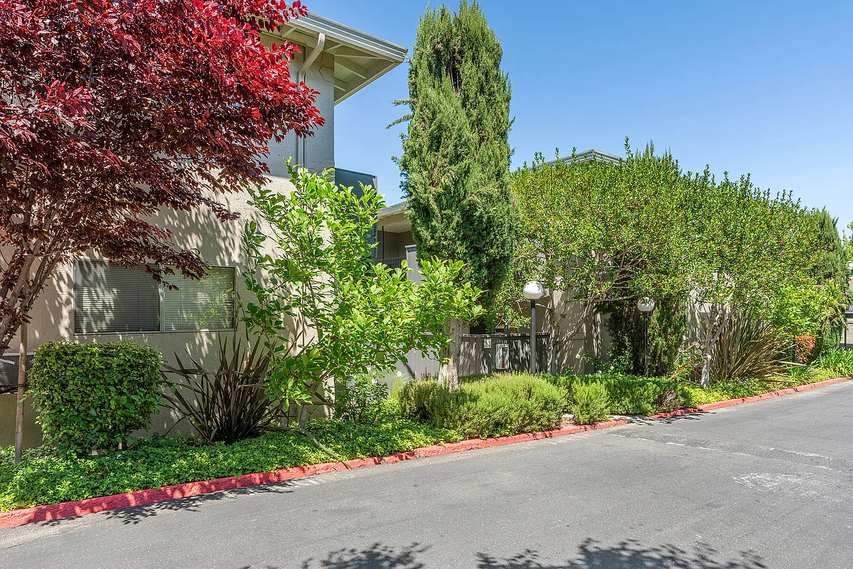 Building Photo - Walnut Creek Apartments