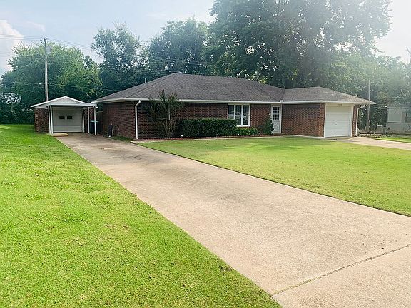 Detached Garage & Front View