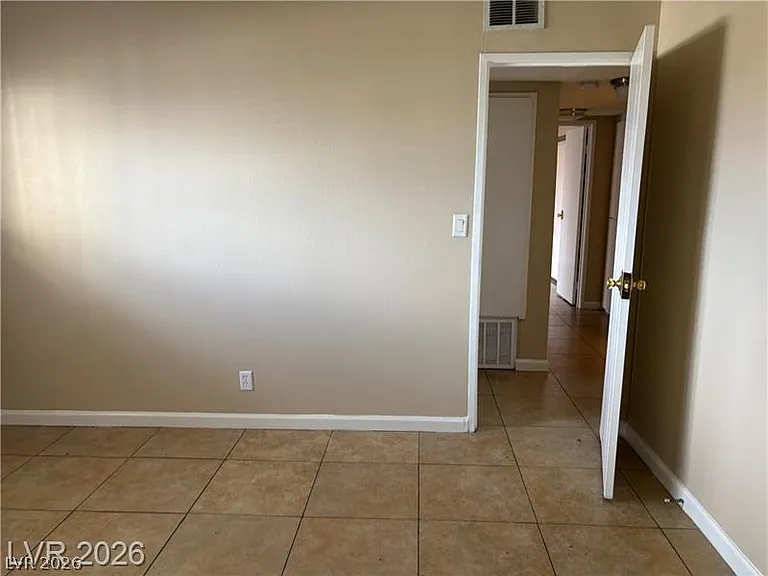 2080 Karen Ave #17 — Photo 16