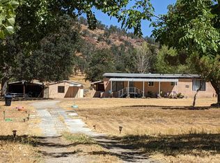 36888 Hawthorne Ln, Squaw Valley, CA 93675